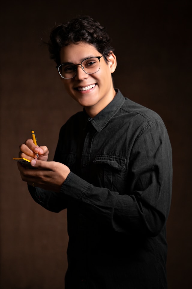 Staff Picture of Raul